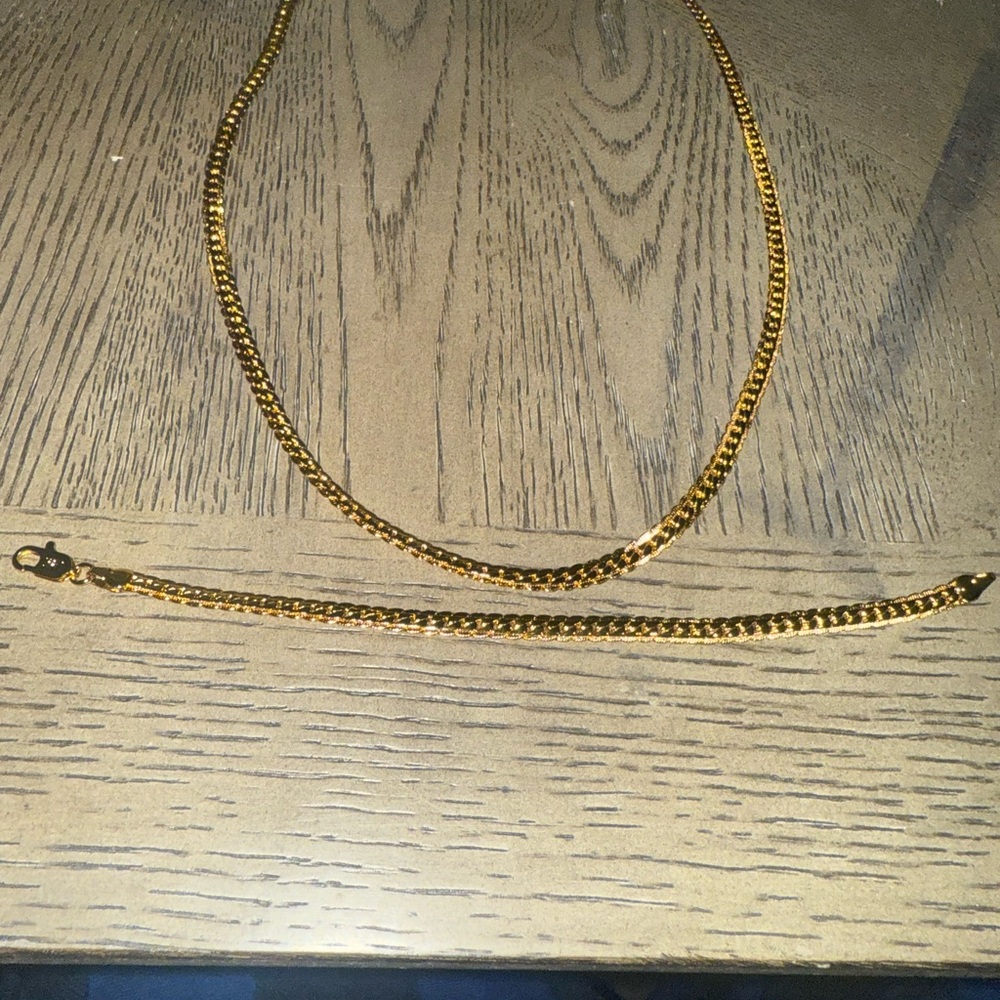 Gold Chain Necklace and Bracelet Set